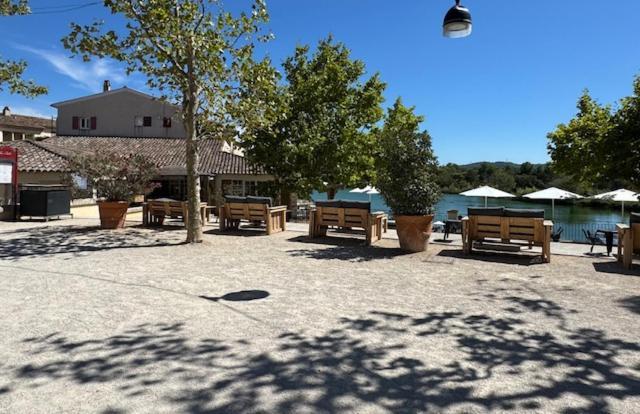Les Cistes Mallemort Exterior foto